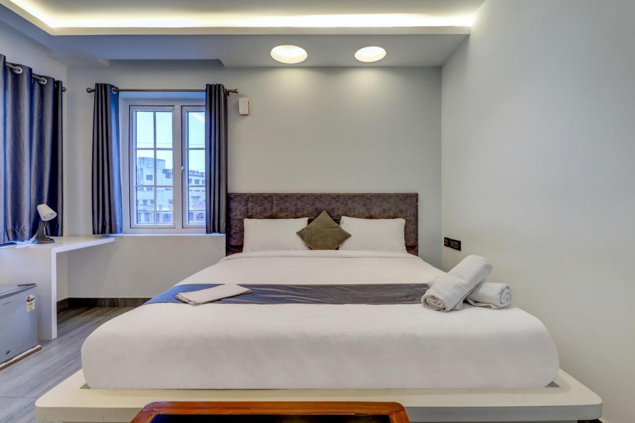 Hotel Brundavan International Guntur Ngoại thất bức ảnh